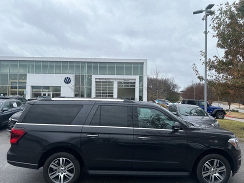 Used 2024 Ford Expedition Max Limited image 2