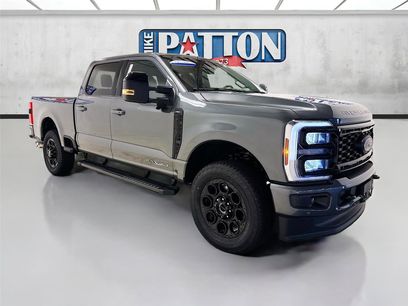 New 2026 Ford F250 Lariat w/ Black Appearance Package