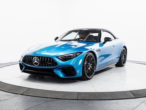 Used 2022 Mercedes-Benz SL 63 AMG 4MATIC w/ Driver Assistance Package image 3