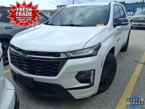 Used 2023 Chevrolet Traverse Premier AWD/4WD image 1