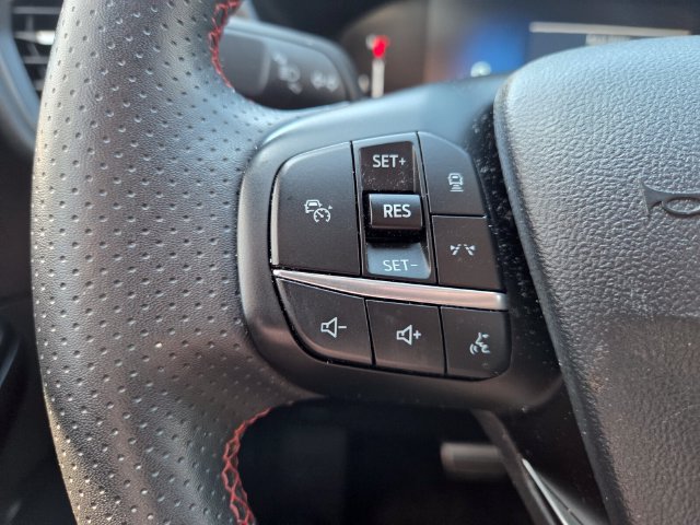 Used 2024 Ford Escape ST-Line w/ Tech Pack #1 FWD image 19