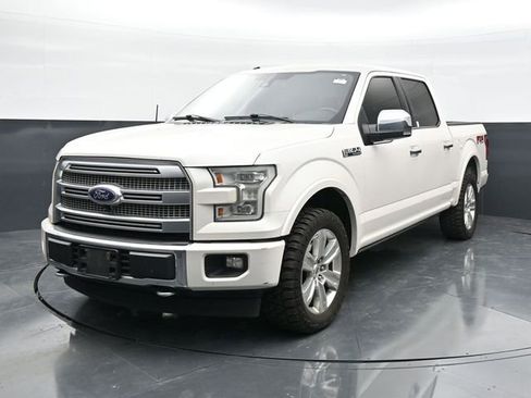 Used 2017 Ford F150 Platinum w/ Equipment Group 701A Luxury AWD/4WD image 5