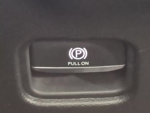 Used 2024 Jeep Grand Cherokee Limited 4xe AWD/4WD image 32