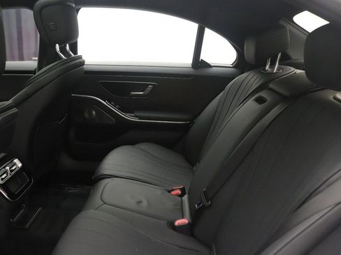 Certified 2022 Mercedes-Benz S 500 4MATIC image 33