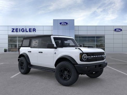 New 2026 Ford Bronco Outer Banks w/ Sasquatch Package image 7