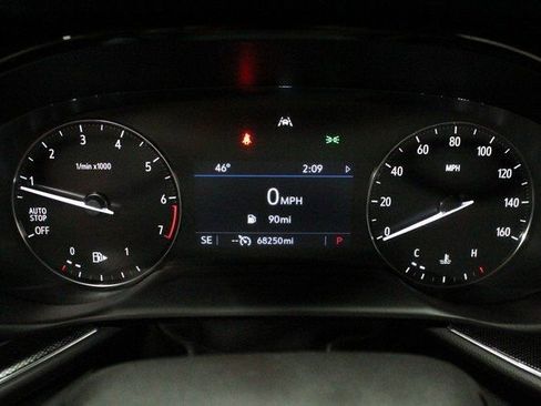 Used 2023 Buick Envision Preferred image 25