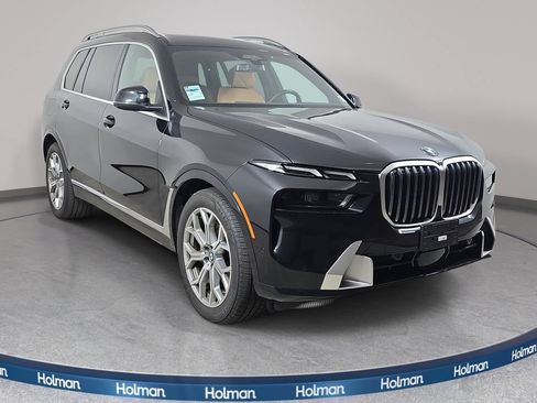 Used 2026 BMW X7 xDrive40i AWD/4WD image 4