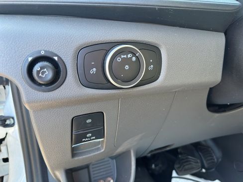 Used 2023 Ford Transit 250 Medium Roof RWD image 19