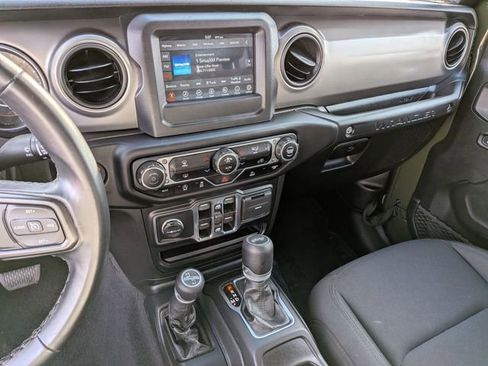 Used 2021 Jeep Wrangler Unlimited Sport AWD/4WD image 21