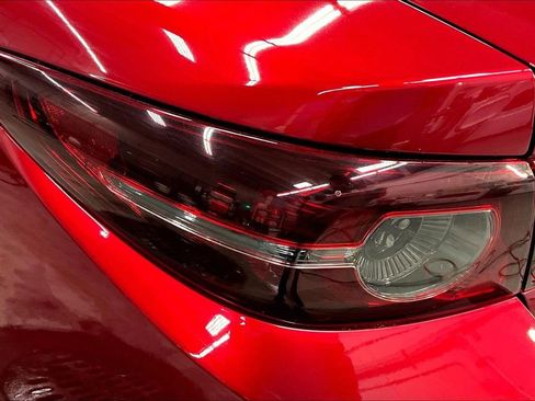 Used 2019 MAZDA MAZDA3 AWD Sedan w/ Preferred Package image 22