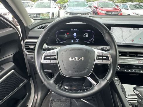 Used 2024 Kia Telluride S FWD image 22