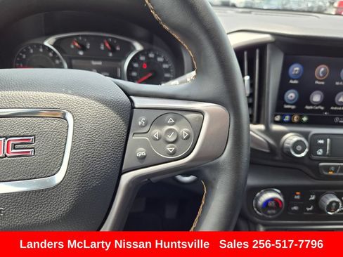 Used 2024 GMC Terrain AT4 AWD/4WD image 25