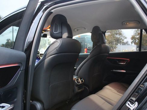 Certified 2025 Mercedes-Benz GLC 350e 4MATIC image 28