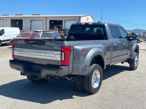 Certified 2021 Ford F450 Platinum w/ FX4 Off-Road Package AWD/4WD image 3