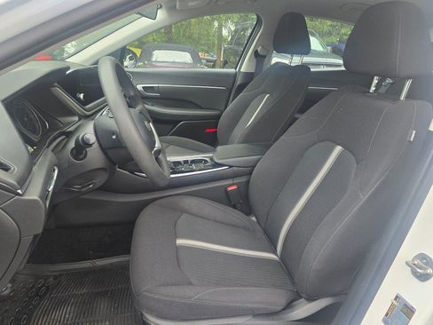 Used 2023 Hyundai Sonata SEL w/ Preferred Accessory Package FWD image 10
