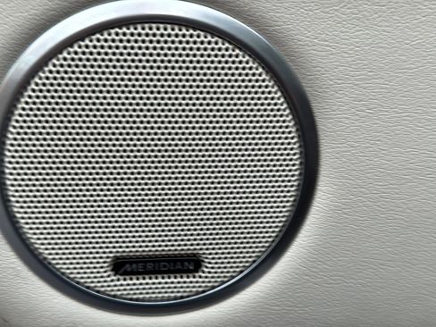 Used 2016 Land Rover Range Rover HSE image 28