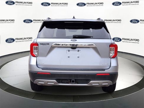 Certified 2022 Ford Explorer XLT w/ Equipment Group 202A image 4