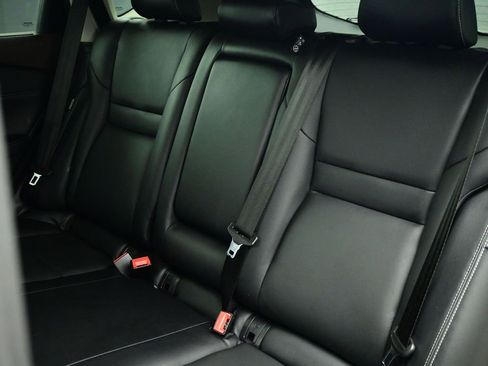 Used 2023 Nissan Rogue SL w/ SL Premium Package image 21