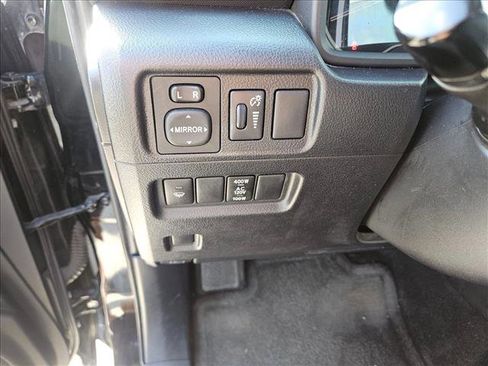 Used 2018 Toyota 4Runner SR5 image 20