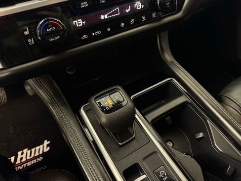 Used 2023 Nissan Pathfinder Platinum w/ Cargo Package image 21