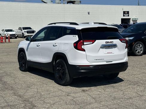 Certified 2023 GMC Terrain SLE w/ Driver Convenience Package image 3