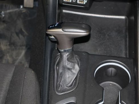 Used 2023 Dodge Durango SXT image 13