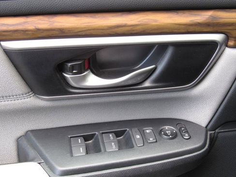 Used 2018 Honda CR-V EX image 33