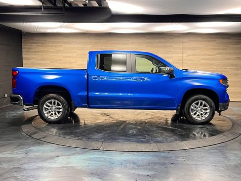 Used 2025 Chevrolet Silverado 1500 LT AWD/4WD image 30