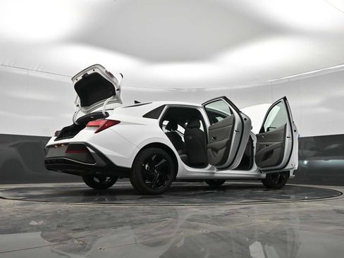 New 2026 Hyundai Elantra Sport image 42