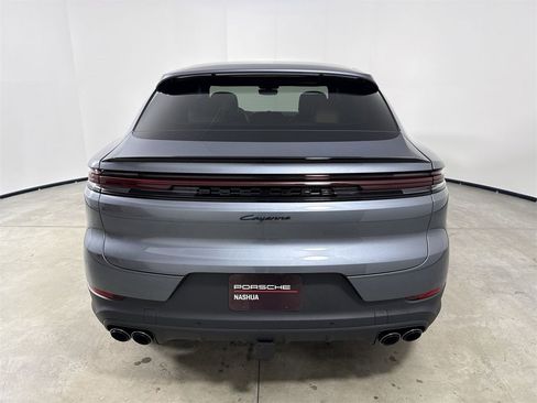 New 2026 Porsche Cayenne Coupe image 6