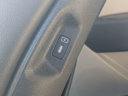 Used 2025 Kia Sportage EX w/ Premium Package FWD image 13