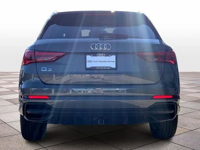 New 2025 Audi Q3 2.0T Premium