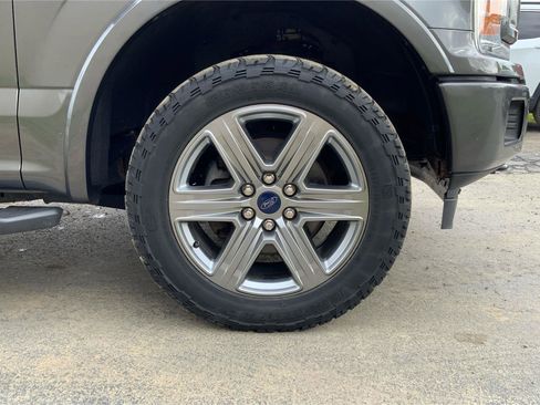 Used 2018 Ford F150 XLT w/ Equipment Group 302A Luxury AWD/4WD image 28