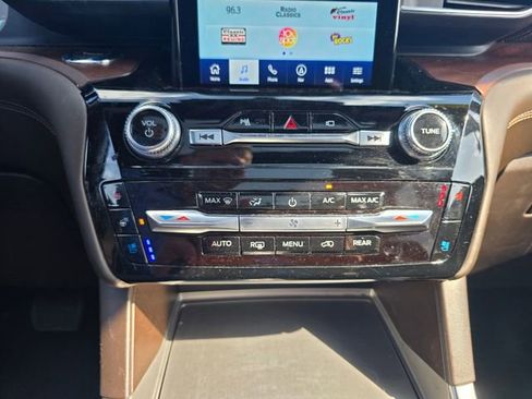 Used 2022 Ford Explorer King Ranch w/ Premium Technology Package AWD/4WD image 23
