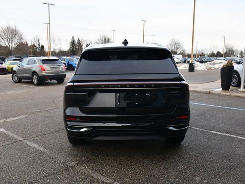 Used 2026 Lincoln Nautilus Reserve AWD/4WD image 5