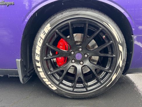 Used 2010 Dodge Challenger SRT8 w/ SRT Option Group II image 19