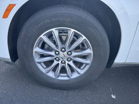 Used 2024 Buick Enclave Premium image 14