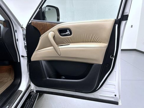 Used 2024 Nissan Armada SL w/ Cargo Package image 16
