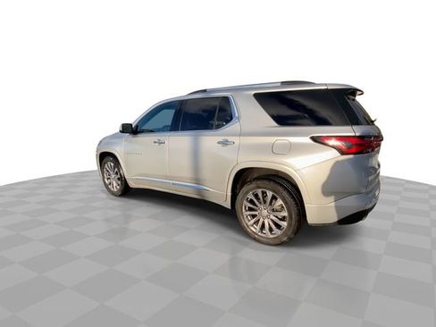 Used 2022 Chevrolet Traverse Premier image 8