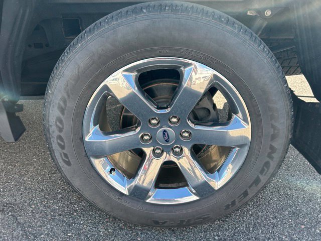 Used 2021 Ford F150 Lariat w/ Equipment Group 502A High AWD/4WD image 18
