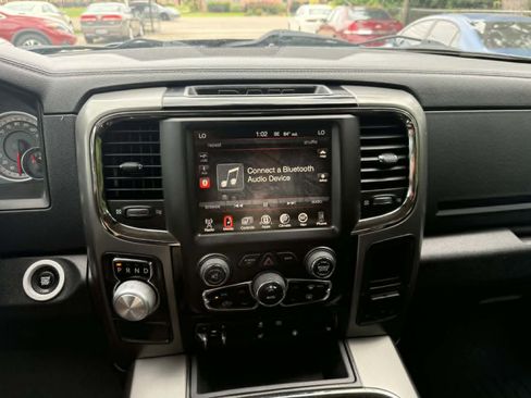 Used 2017 RAM 1500 Sport RWD image 17