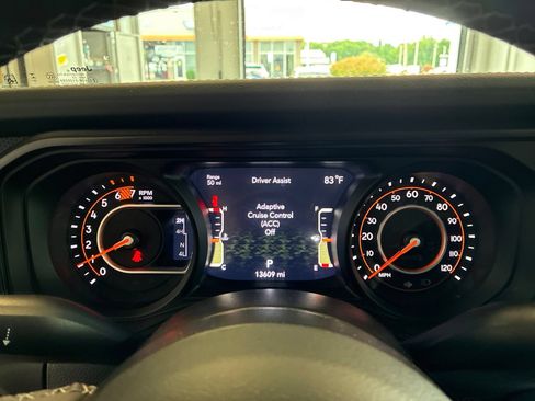 Used 2026 Jeep Wrangler Unlimited Rubicon AWD/4WD image 19
