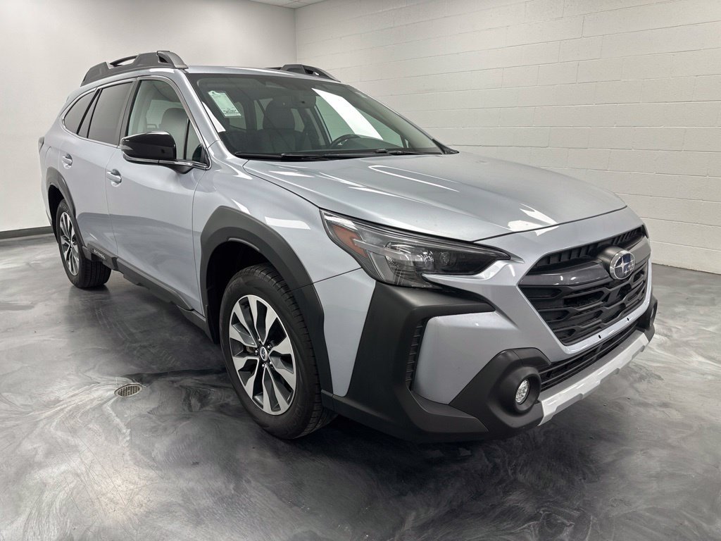 Used 2024 Subaru Outback Limited AWD/4WD image 4