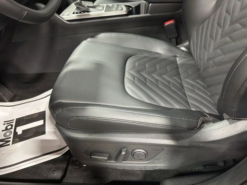 New 2026 Kia Sportage X-Line w/ X-Line Technology Package image 9