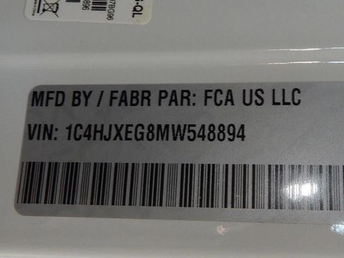 Used 2021 Jeep Wrangler Unlimited Sahara image 12