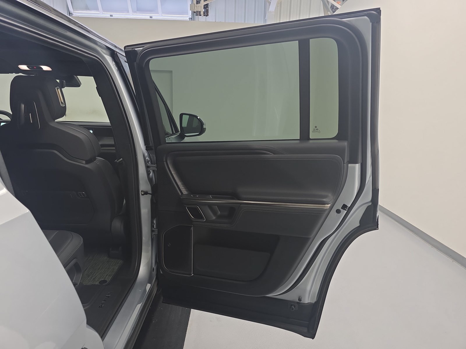 Used 2023 Rivian R1S Adventure Quad AWD/4WD image 19