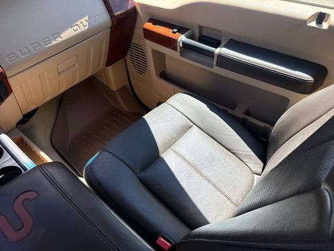 Used 2015 Ford F350 King Ranch AWD/4WD image 17
