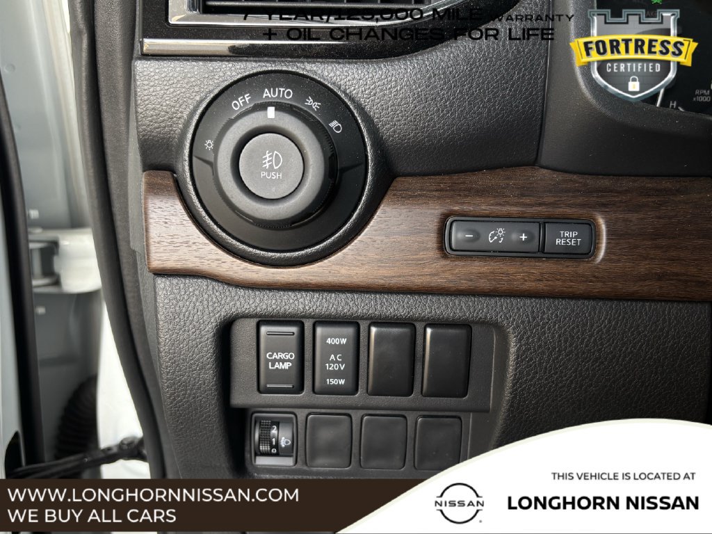 Used 2024 Nissan Titan Platinum Reserve w/ Moonroof Package AWD/4WD image 21