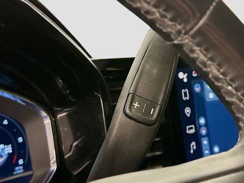 Used 2024 GMC Sierra 1500 Elevation image 25