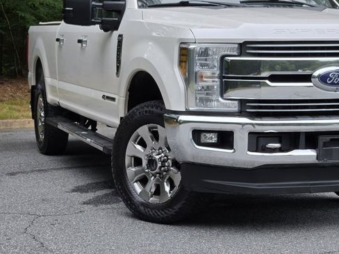 Used 2019 Ford F250 Lariat w/ Lariat Ultimate Package image 13